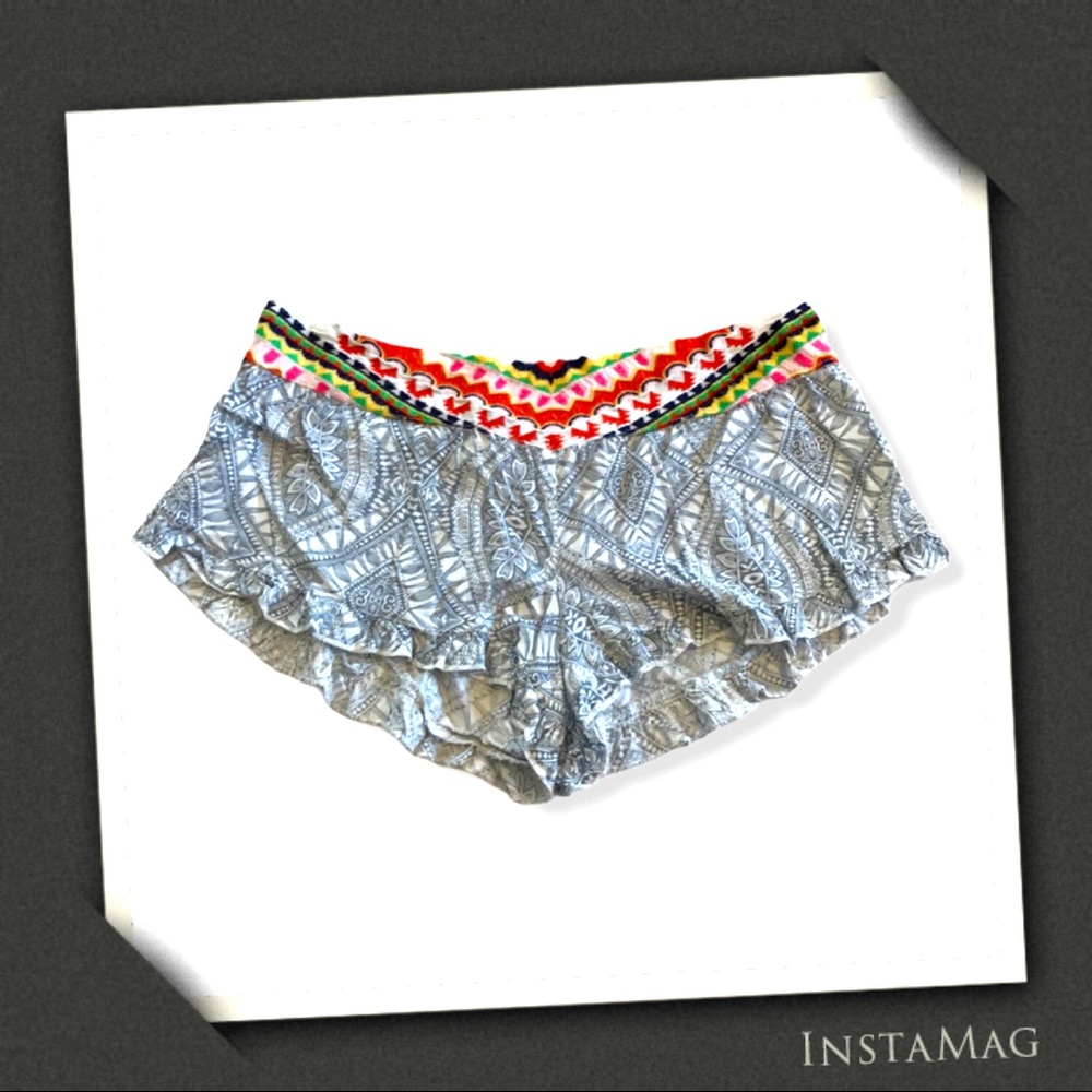 RIPCURL Embroidered Waistband Ruffle Shorts
